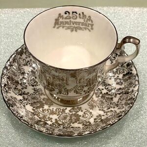 Royal Windsor Silver 25th Anniversary Teacup & Saucer. EUC